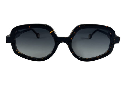 ANNE & VALENTIN SHOUT 21D14